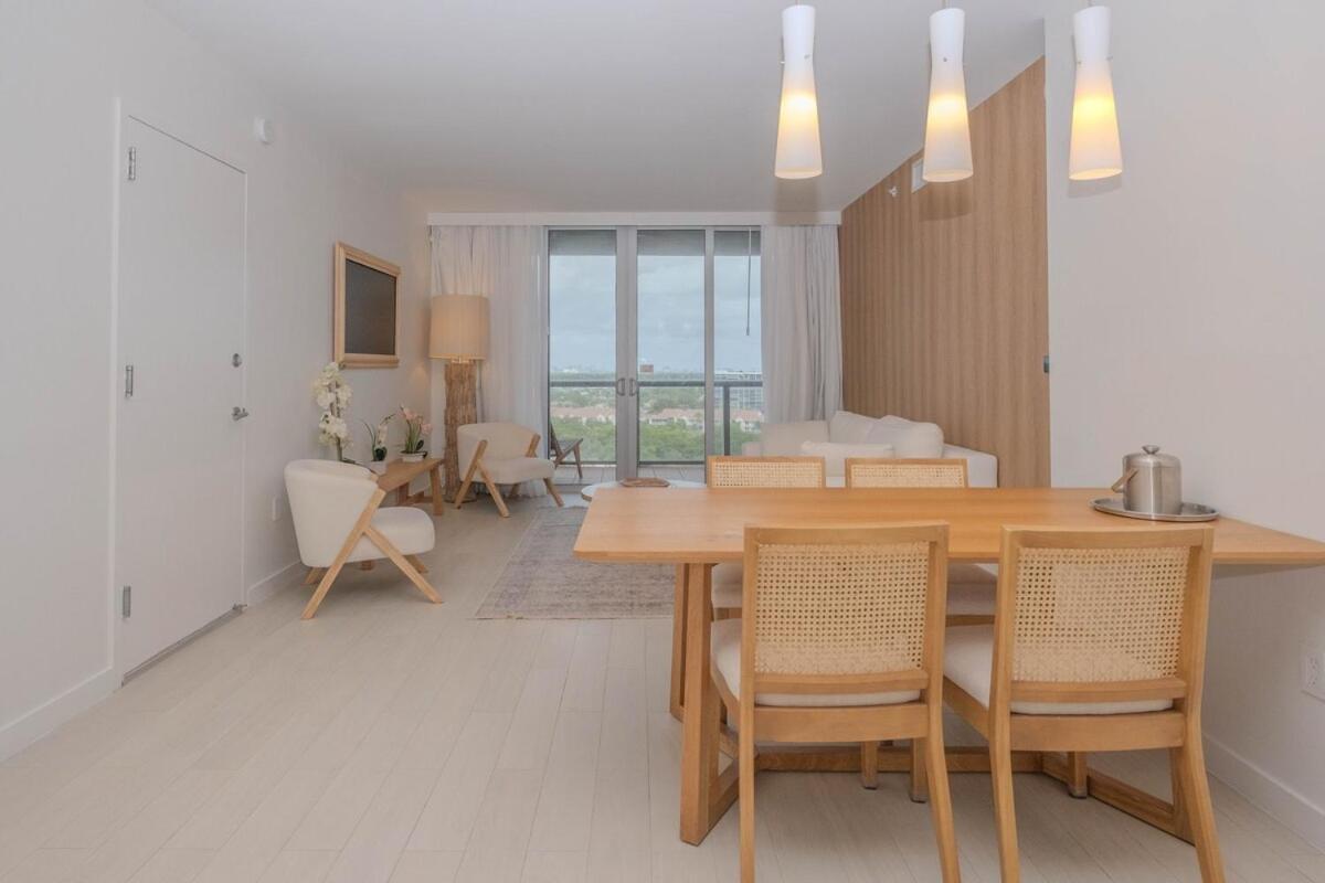 Apartamento 2B 2B Luxury Ocean Views Apt In Hallandale Beach Exterior foto